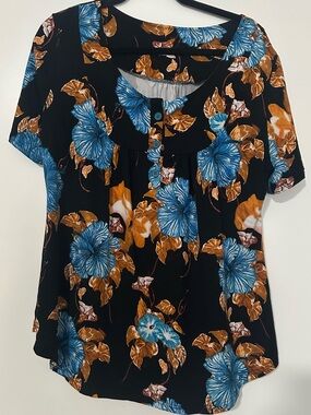 A.Jesdani Plus Size Short-Sleeve Blue Hibiscus Henley Tunic Blouse